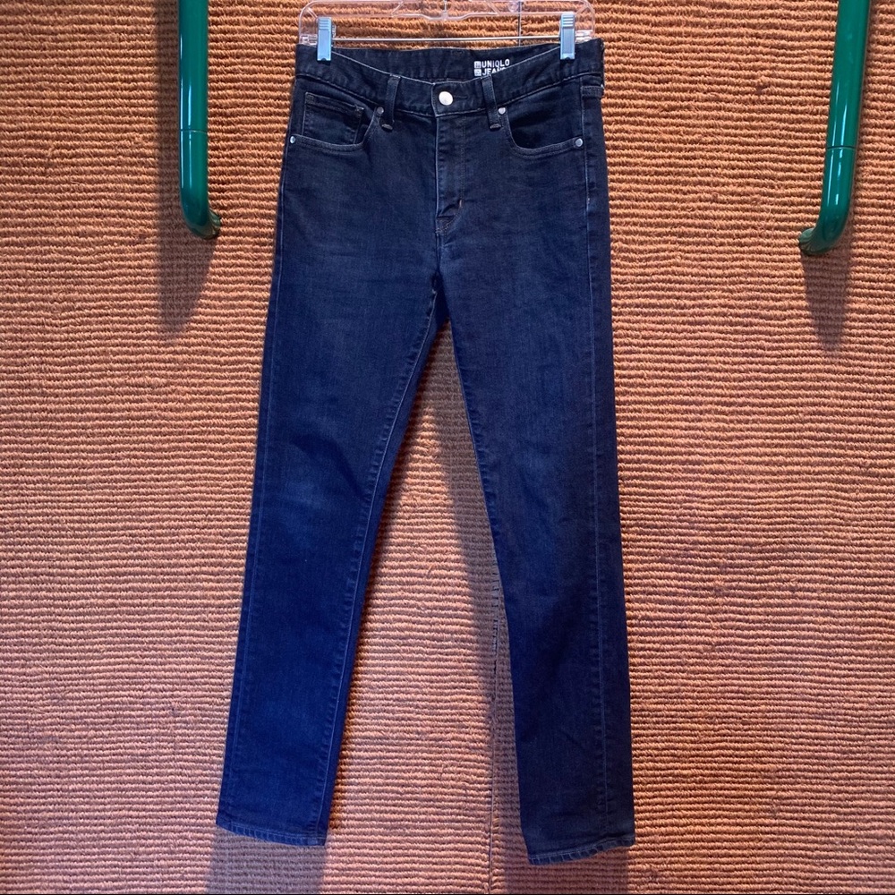 UNIQLO Miracle Air Skinny Dark Blue Jeans